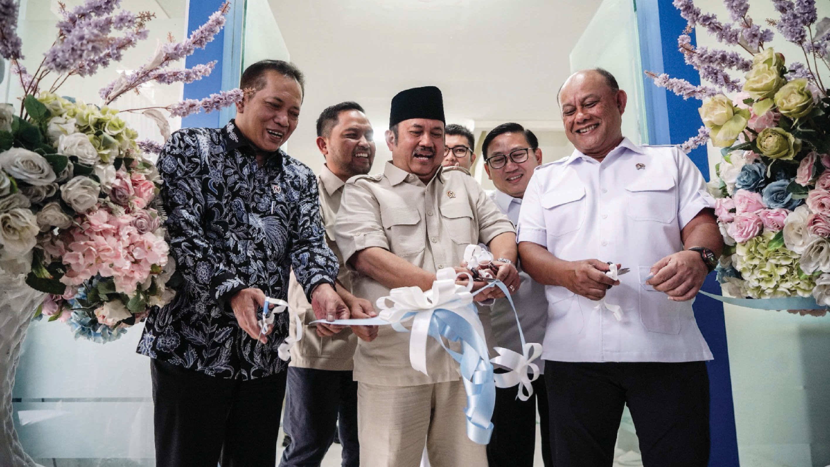 Susu Menu Favorit MBG! Kepala BGN Pasaman Launching Rumah Susu